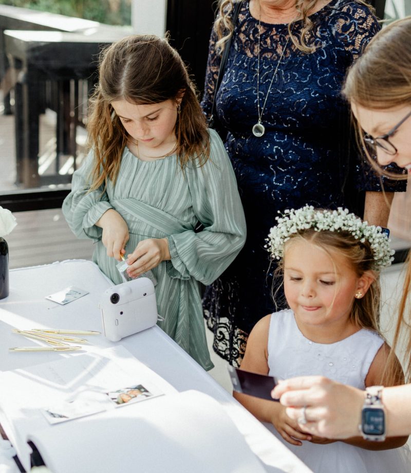 kids-at-weddings